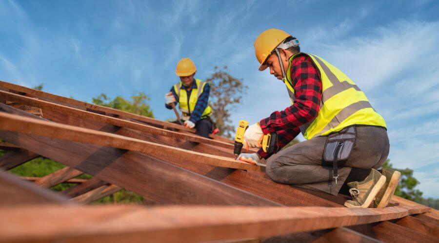 Professional Flat Roofing Installation services in Hartford, WI